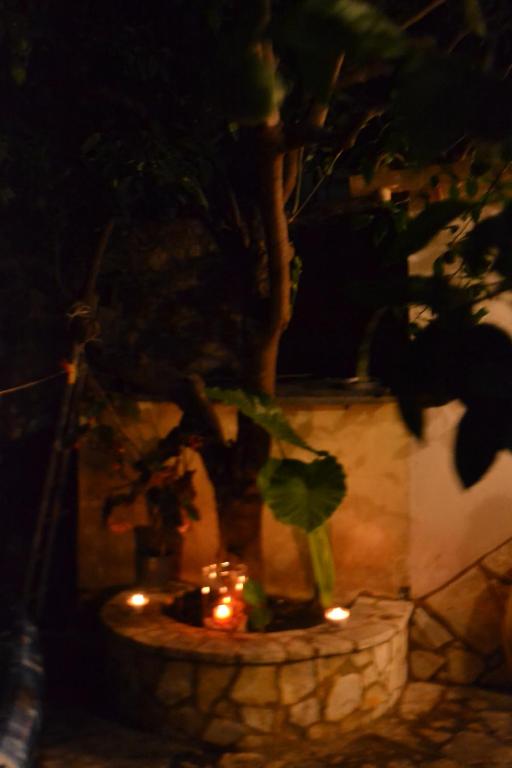 Four Seasons Koroni Apartments room 2